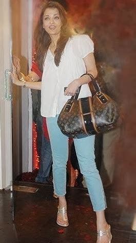 High Street High Fashion: The handbag world of Aishwarya Rai.